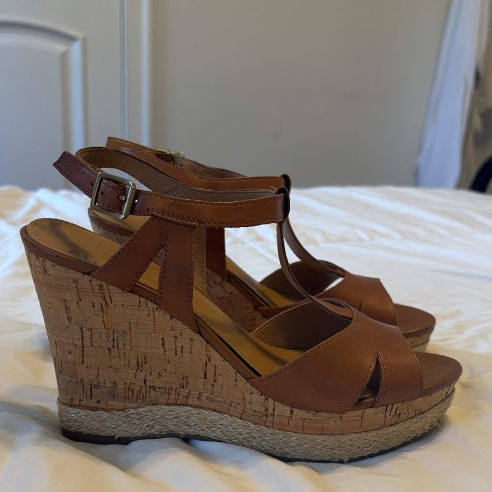 Franco Sarto Women's Tan Cork Wedge Sandals - Classic T-Strap Style